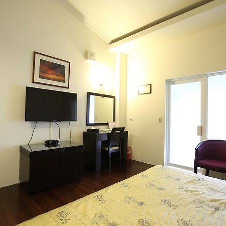 Cyuan Tang Hot Spring Hotel Jiaoxi Bagian luar foto