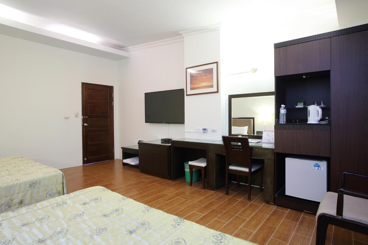 Cyuan Tang Hot Spring Hotel Jiaoxi Bagian luar foto