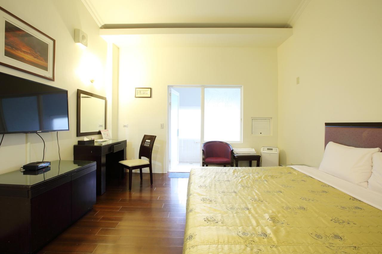 Cyuan Tang Hot Spring Hotel Jiaoxi Bagian luar foto