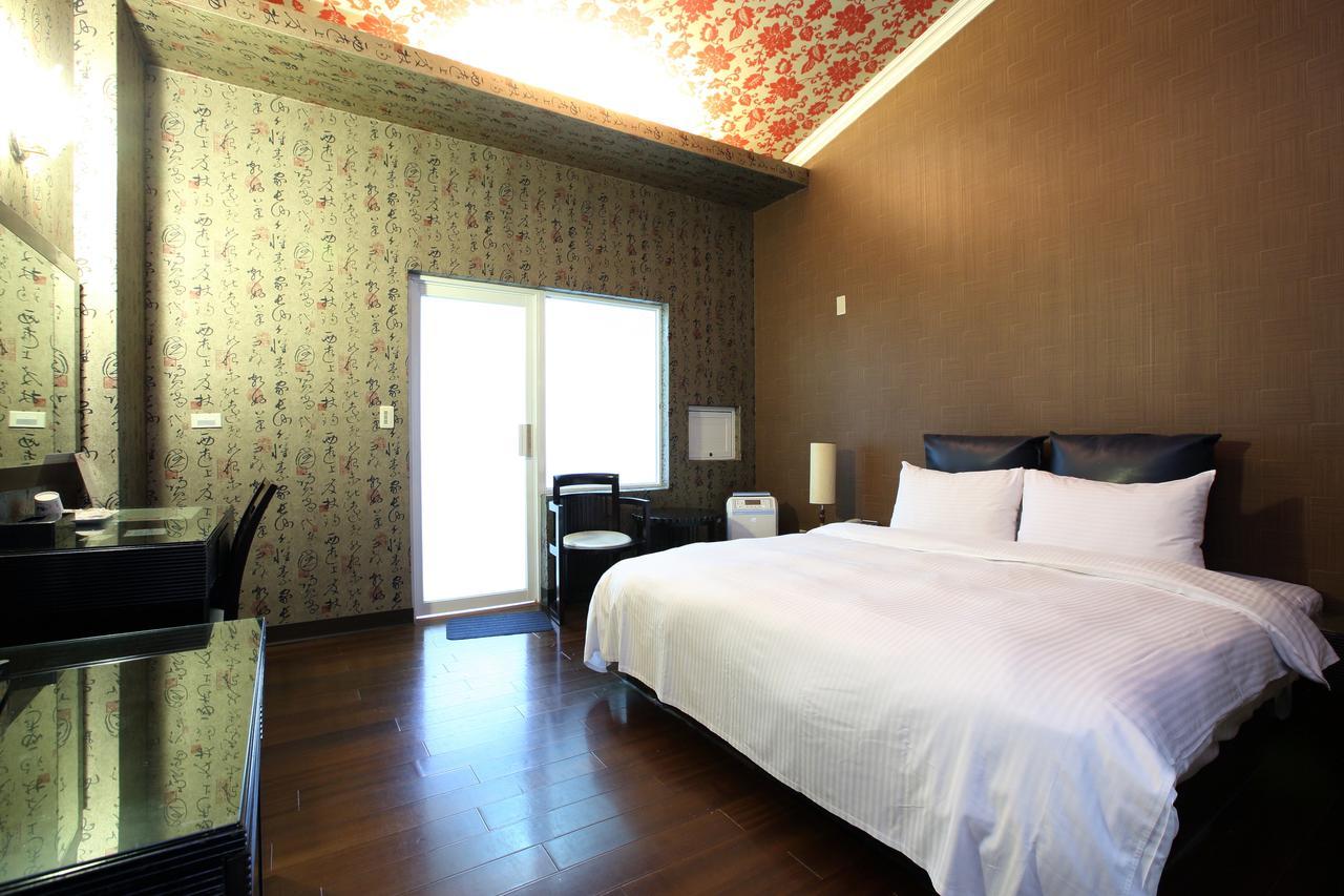 Cyuan Tang Hot Spring Hotel Jiaoxi Bagian luar foto